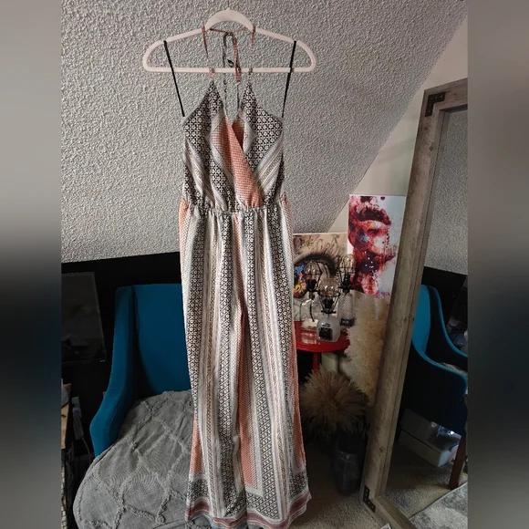 2for30✨ Fire Los Angeles Bogo Halter Wide Leg Jumpsuit With Pockets - Picture 3 of 9